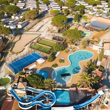 Mobilhome 2 6 Personnes Holiday home *